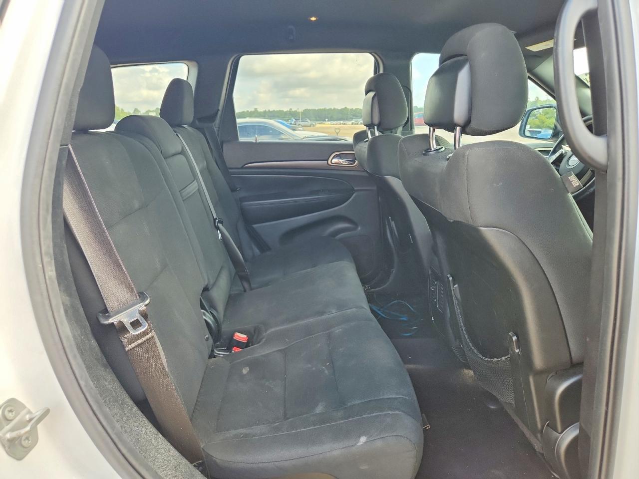 2017 Jeep Grand Cherokee Laredo - zdjęcie 11
