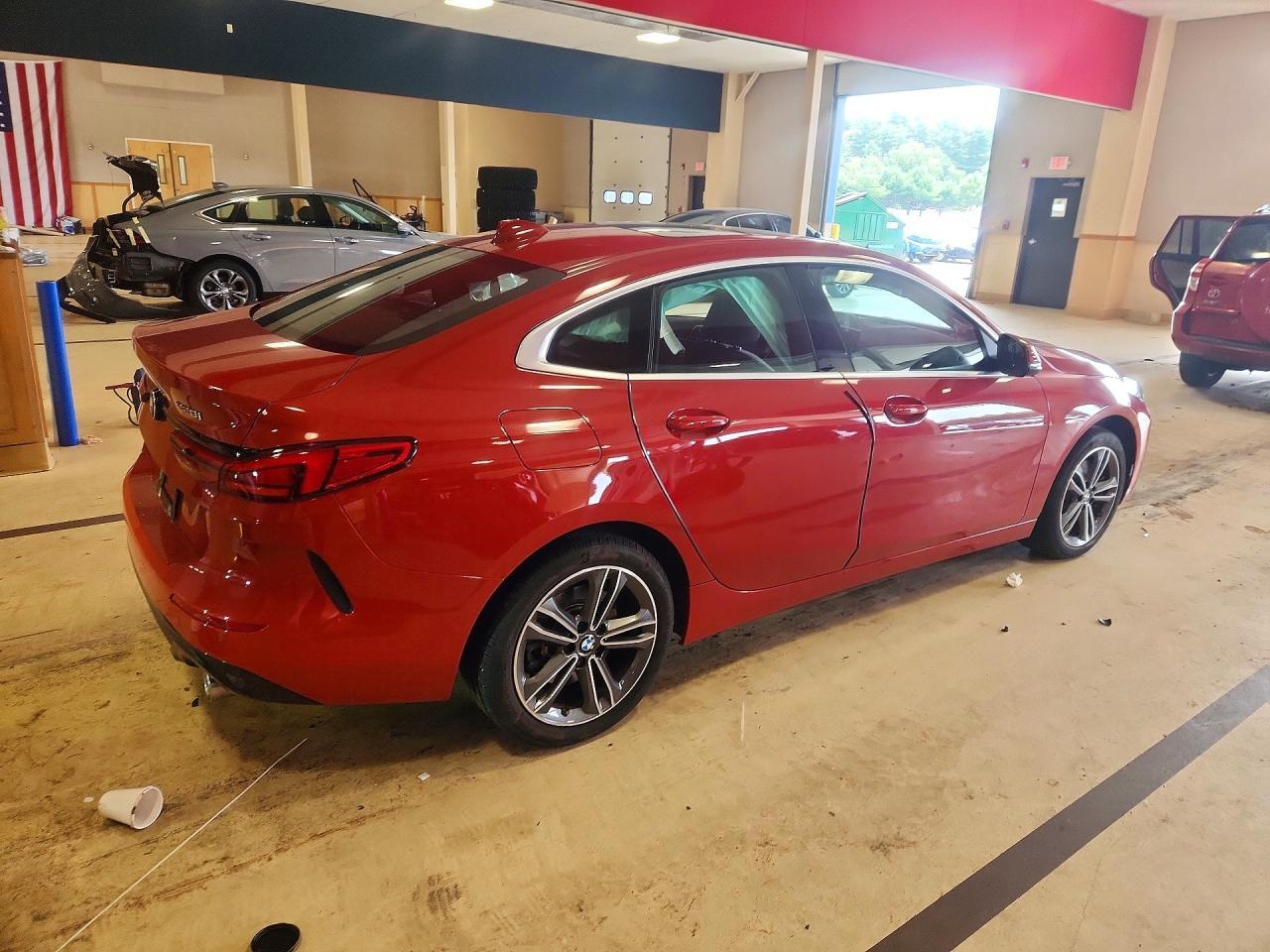 2022 BMW Seria 2 228i - zdjęcie 3