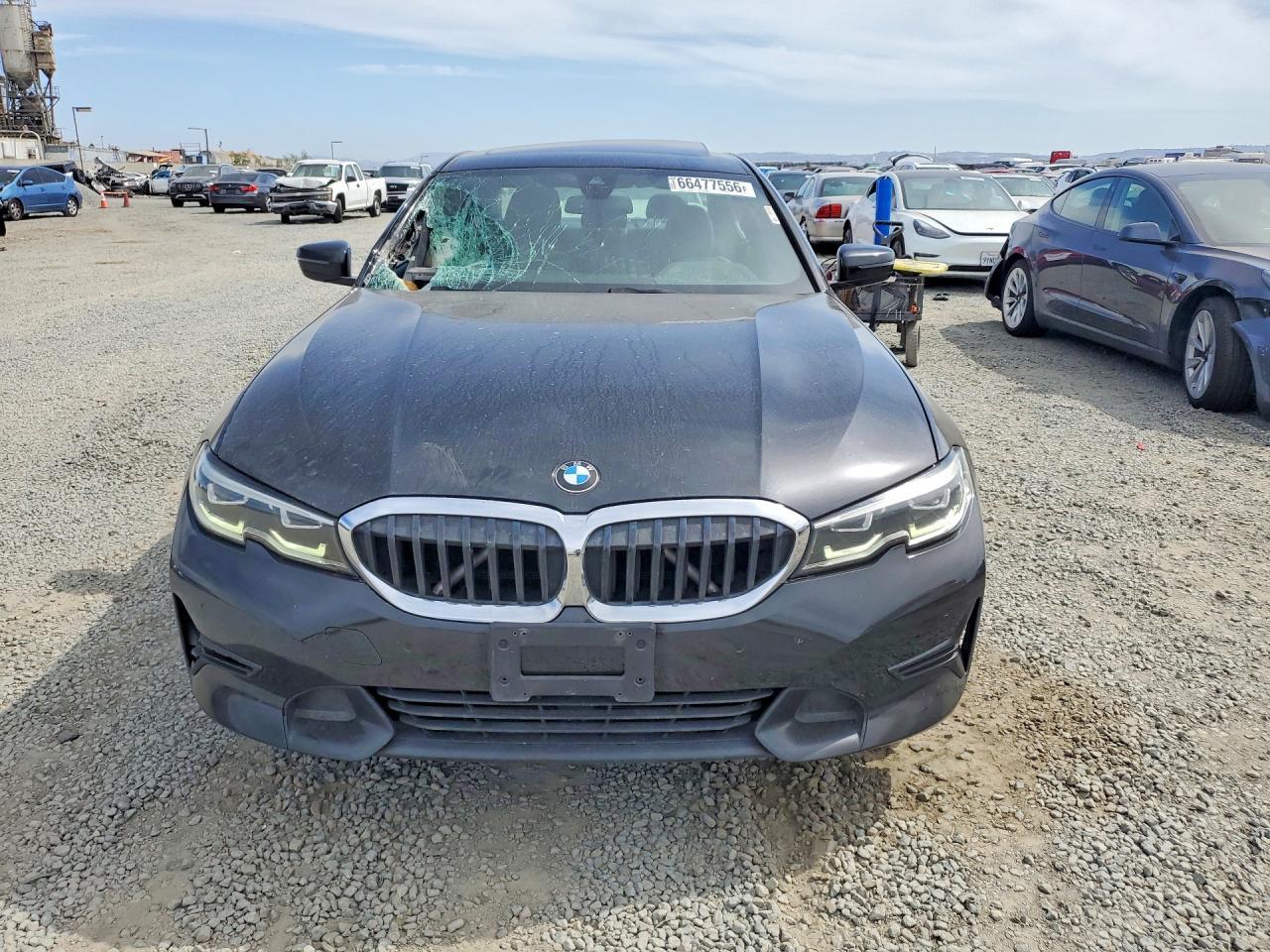 2019 BMW 330I - zdjęcie 5