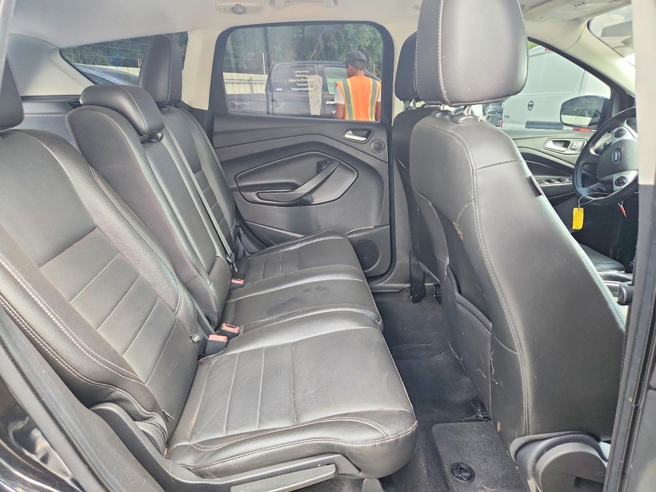 2014 Ford Escape Titanium - zdjęcie 11