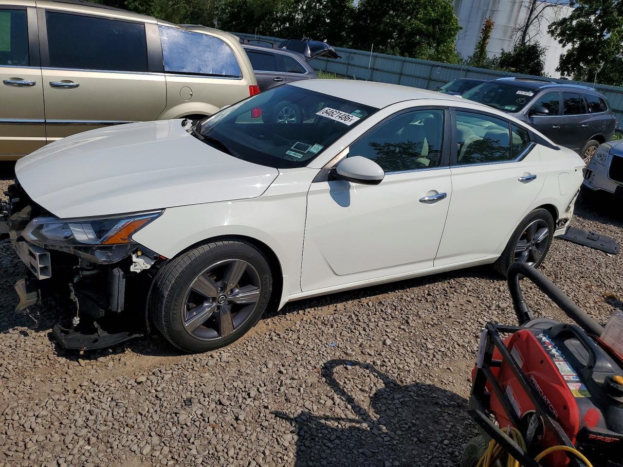 2019 Nissan Altima S - zdjęcie główne