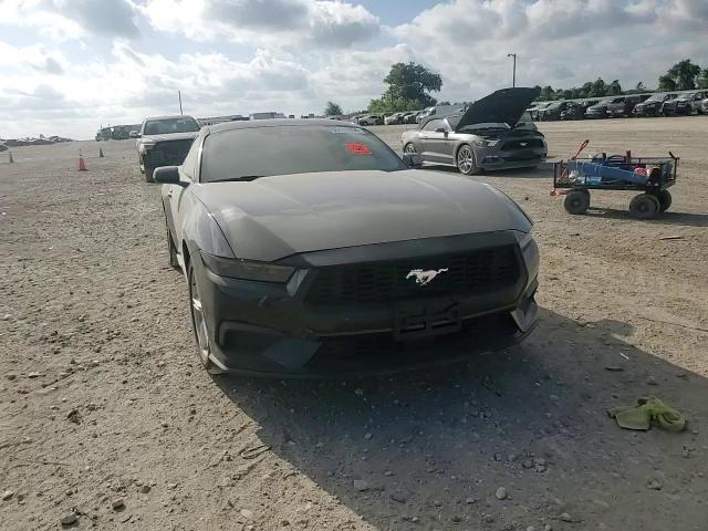 2026 Ford Mustang - zdjęcie 13
