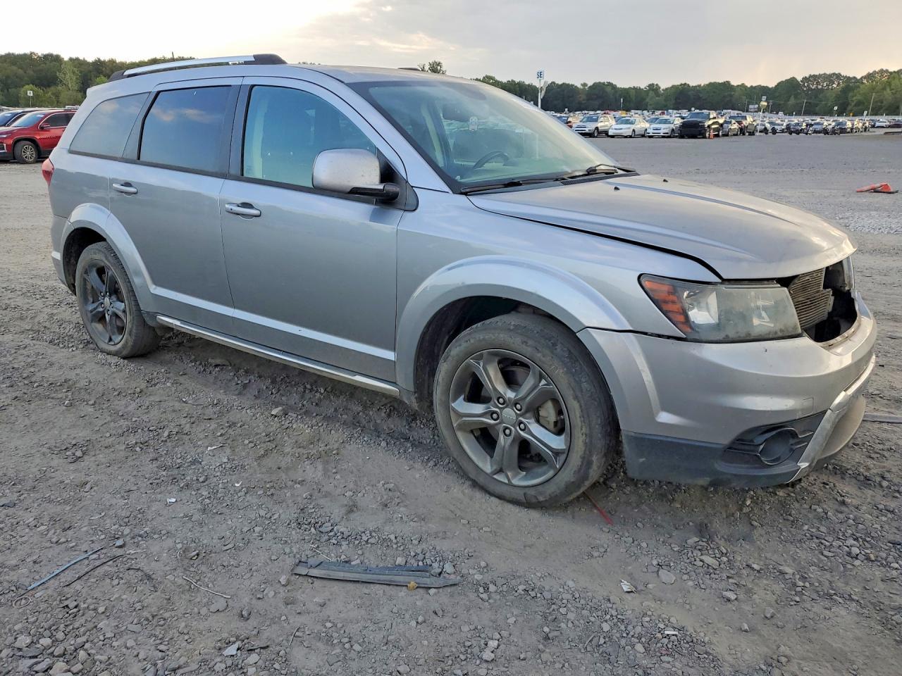 2017 Dodge Journey Crossroad - zdjęcie 4