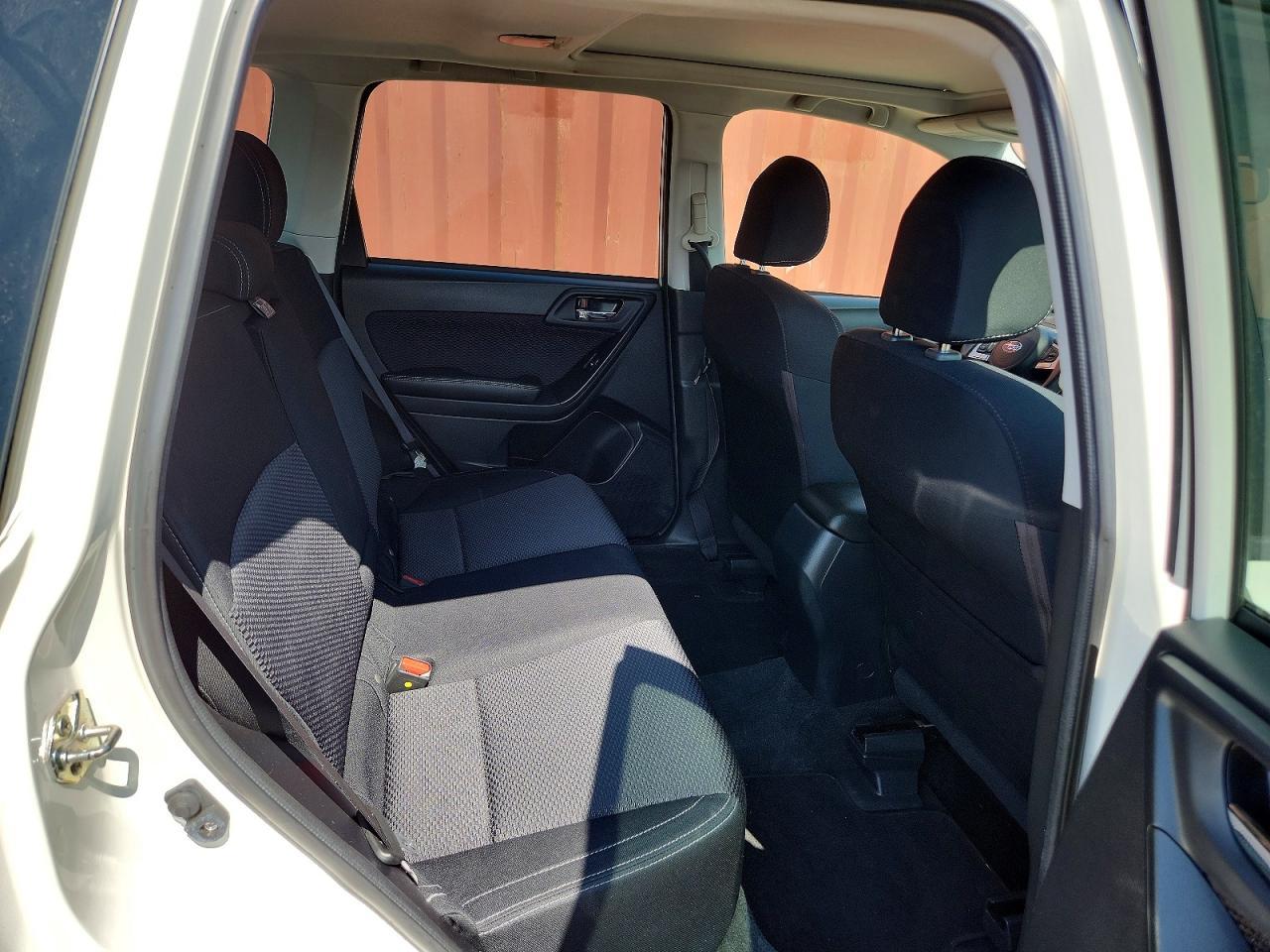 2018 Subaru Forester 2.5I Limited - zdjęcie 11
