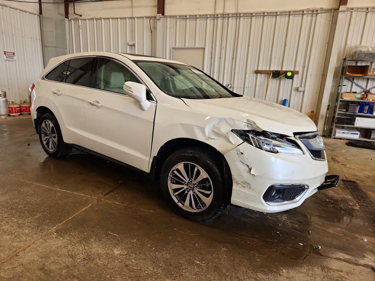 2017 Acura Rdx Advance - zdjęcie 4