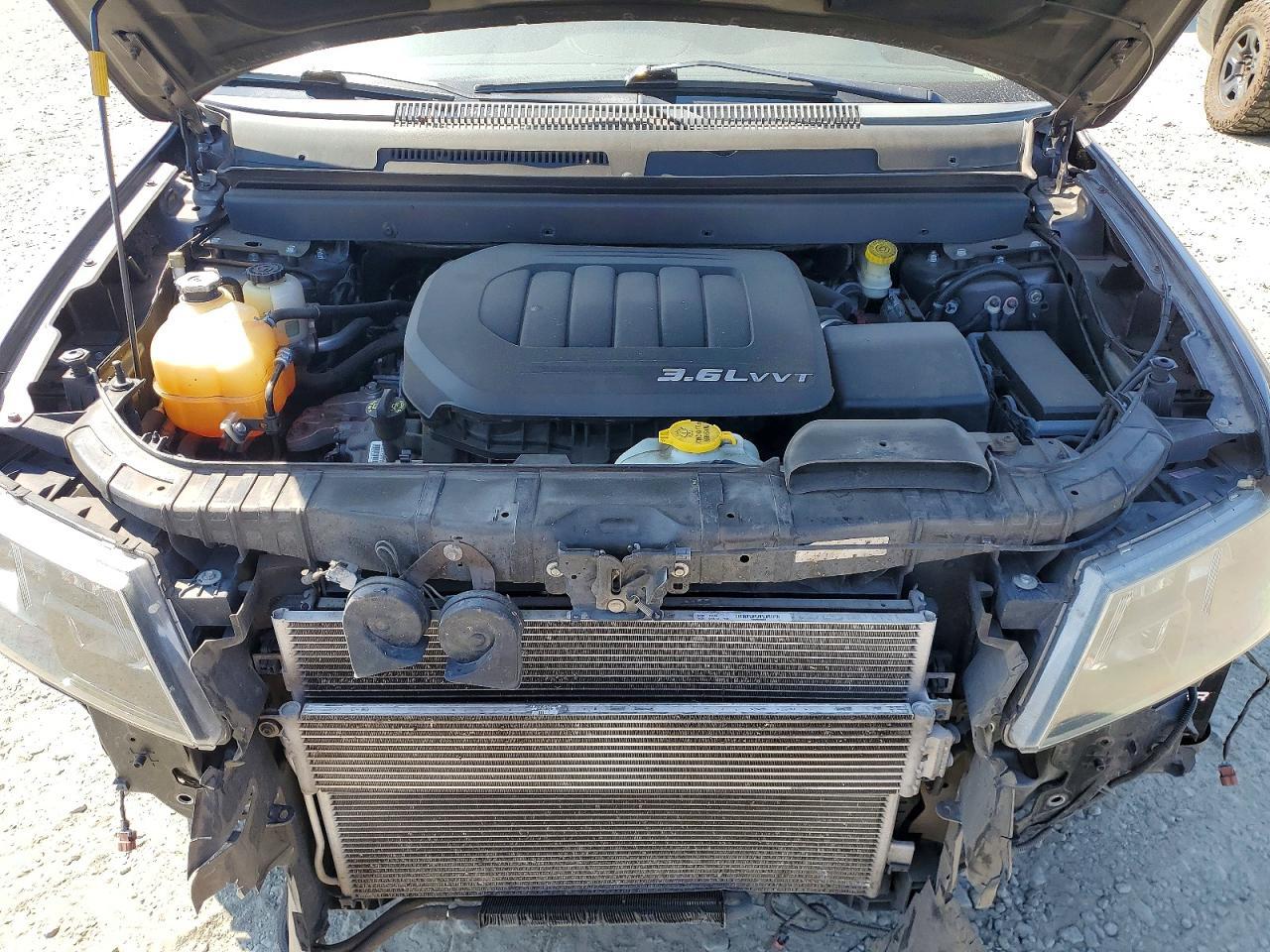 2016 Dodge Journey R/T - zdjęcie 12