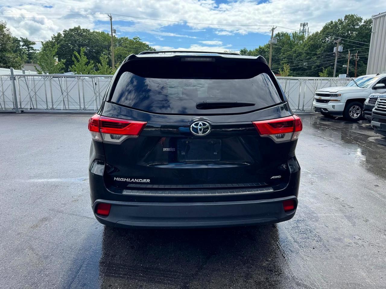 2018 Toyota Highlander Le - zdjęcie 6