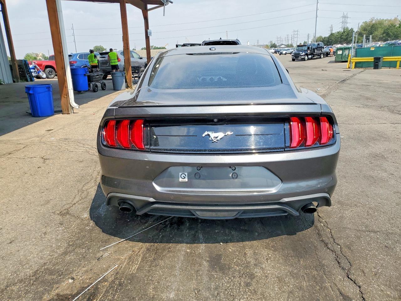 2018 Ford Mustang - zdjęcie 6