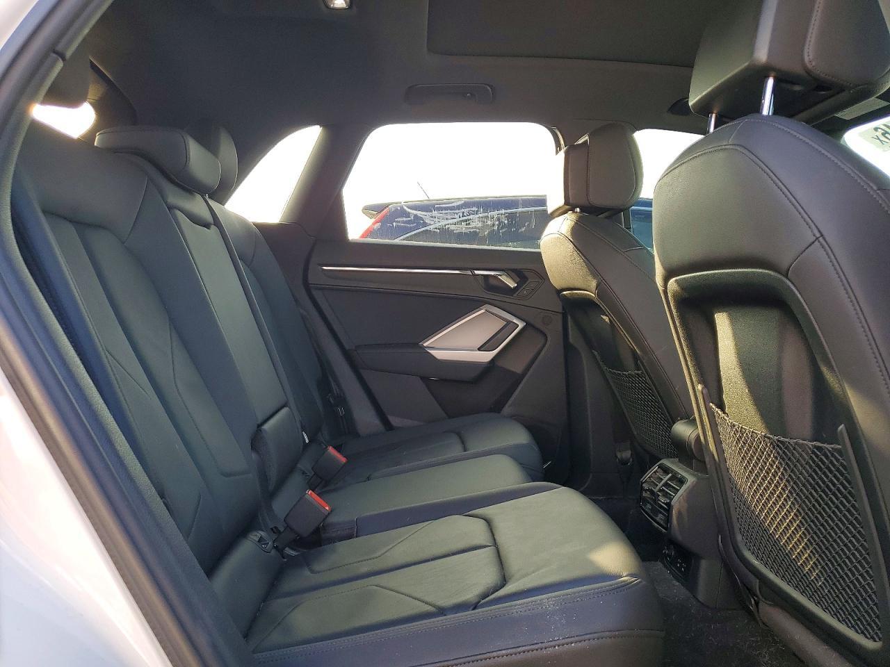 2021 Audi Q3 Premium Plus S Line 45 - zdjęcie 11