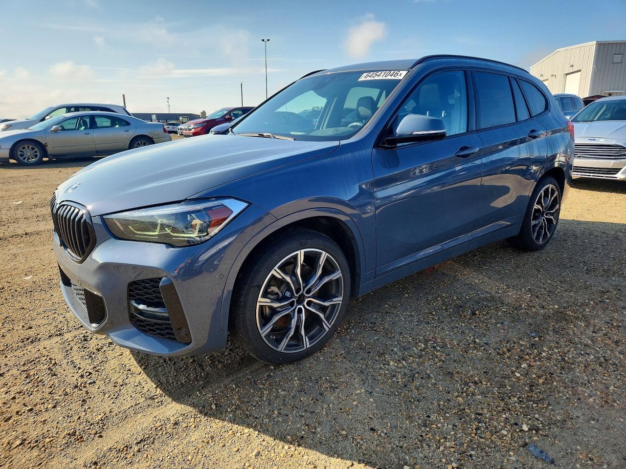 2021 BMW X1 xDrive28I - zdjęcie główne