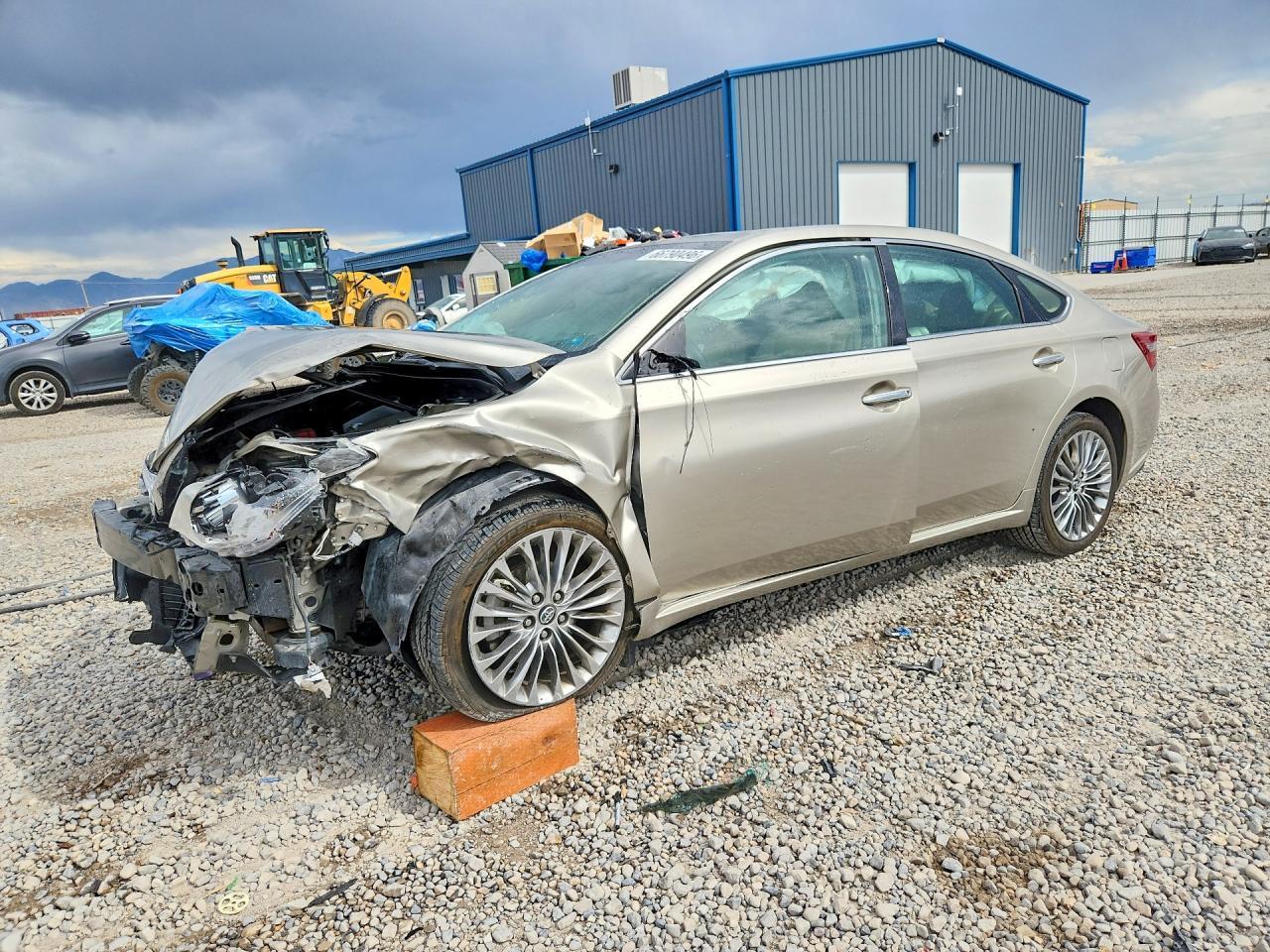 2016 Toyota Avalon Limited - zdjęcie główne