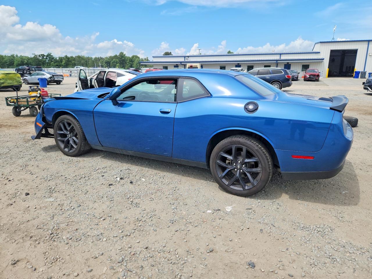 2022 Dodge Challenger Sxt - zdjęcie 2