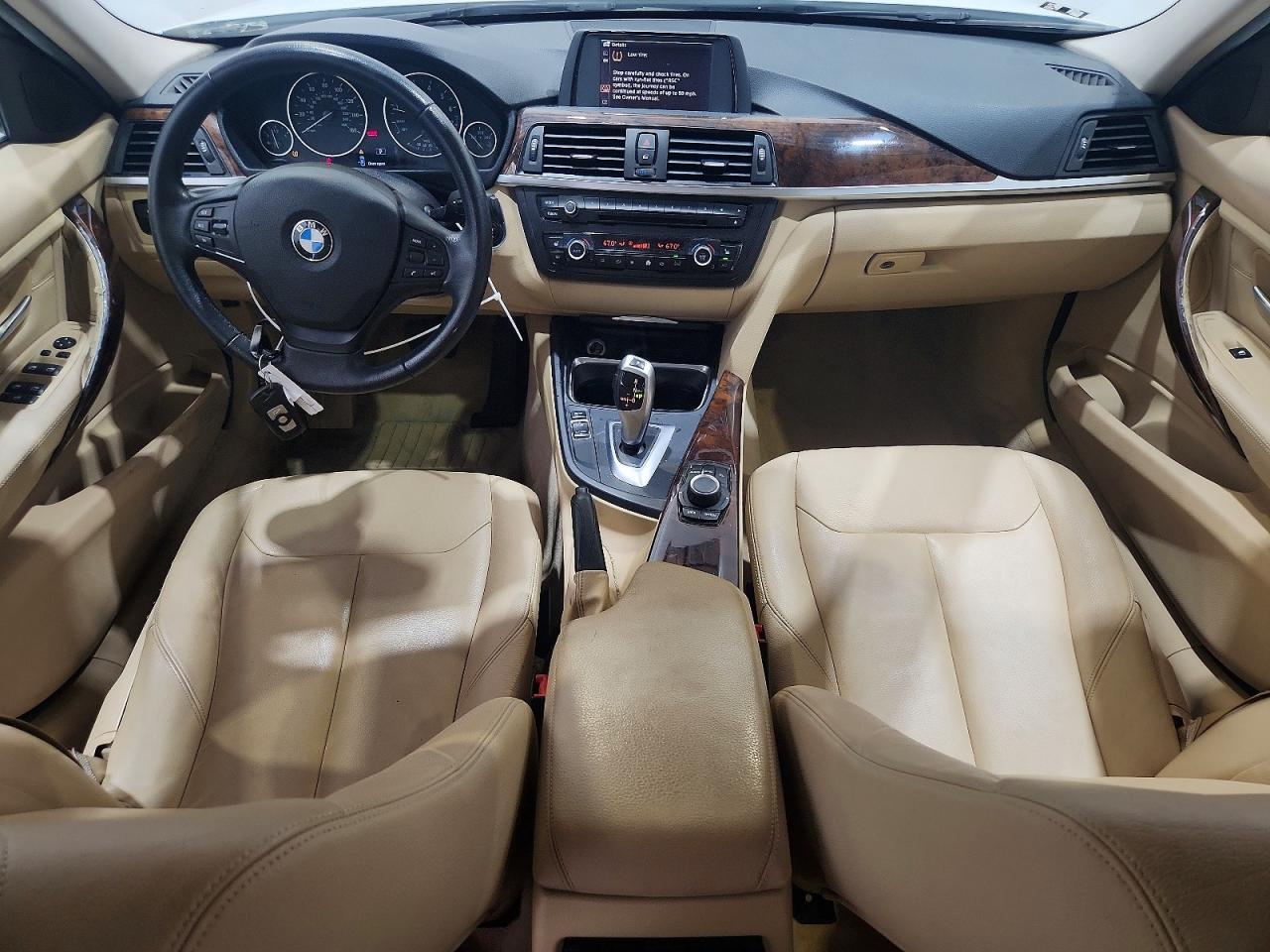 2013 BMW 328 I - zdjęcie 8