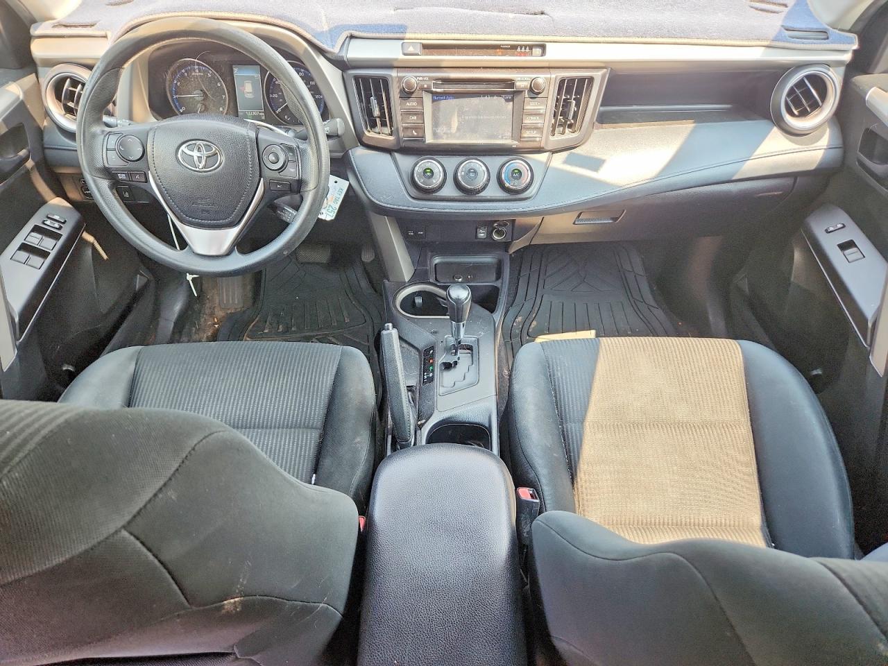 2017 Toyota Rav4 Le - zdjęcie 8