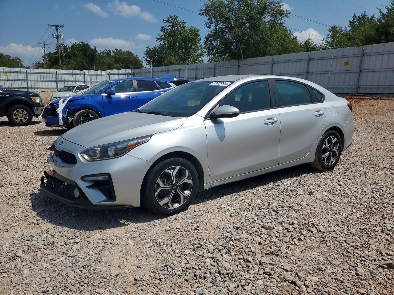 2020 Kia Forte Lxs - zdjęcie główne