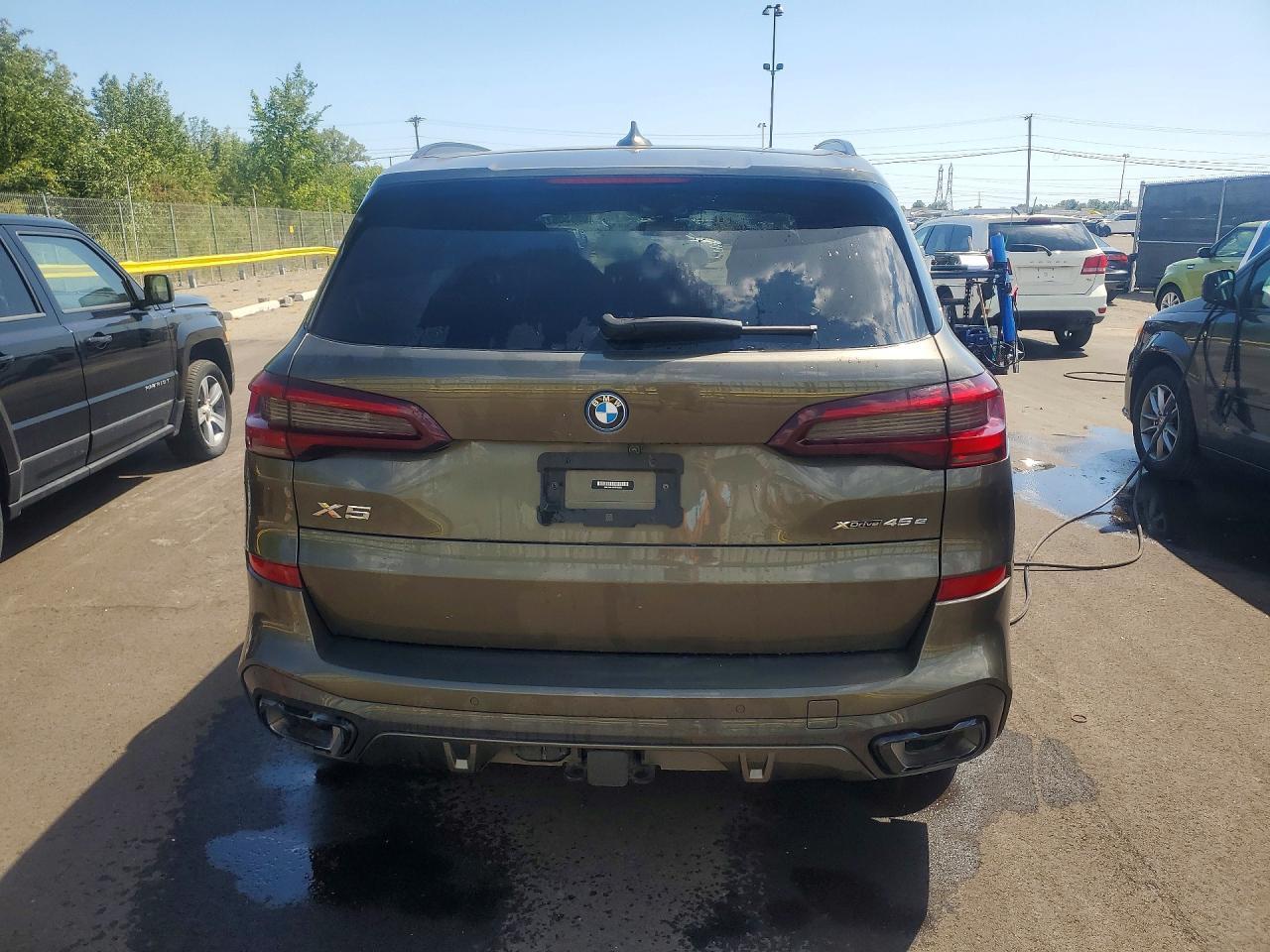 2023 BMW X5 xDrive45E - zdjęcie 6