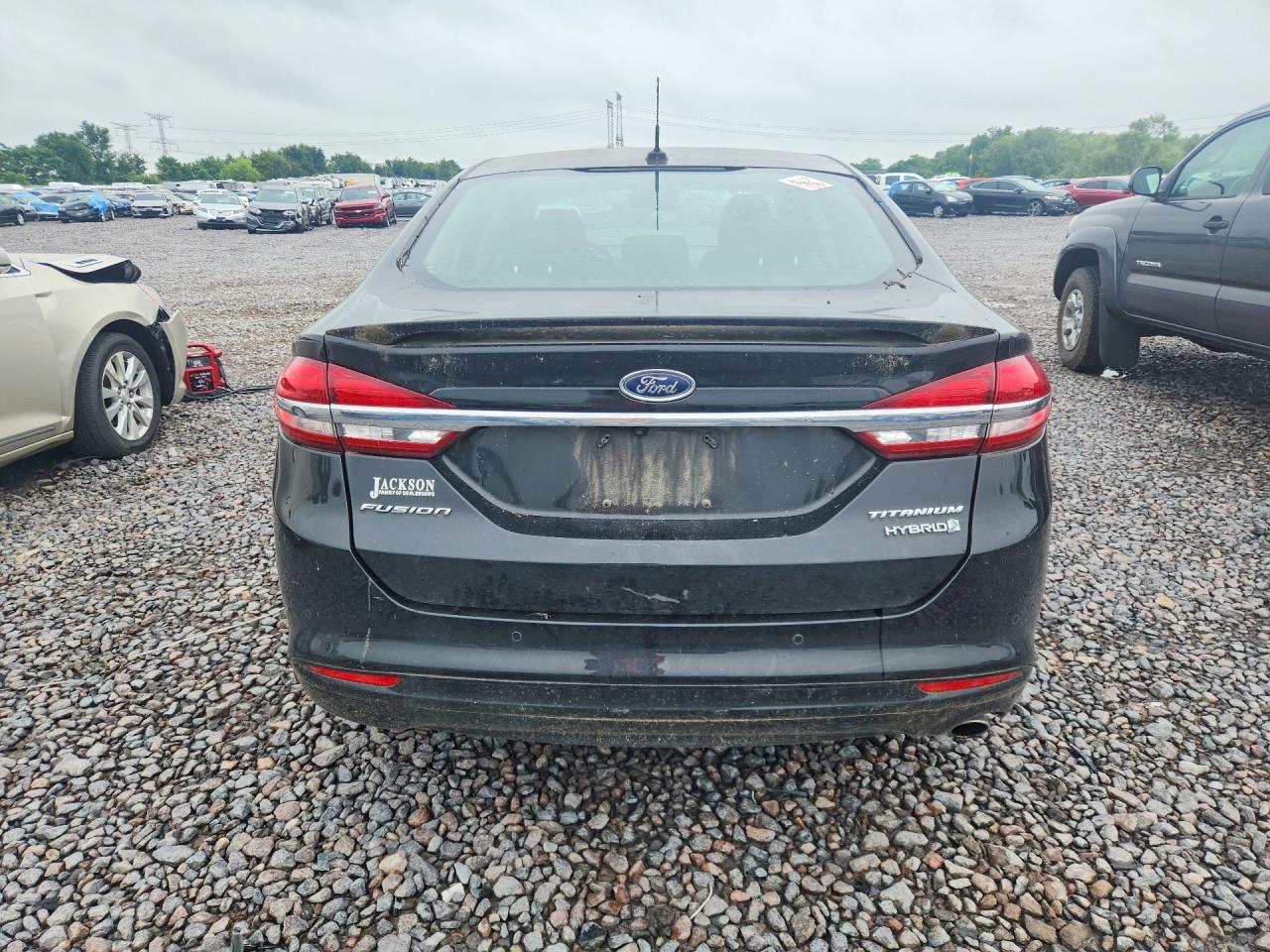2017 Ford Fusion Titanium Hev - zdjęcie 6