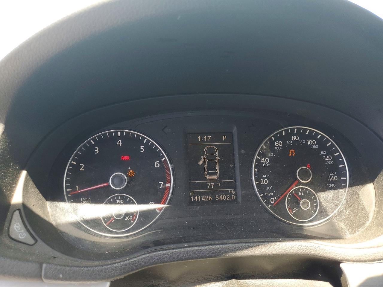 2013 Volkswagen Passat Se - zdjęcie 9