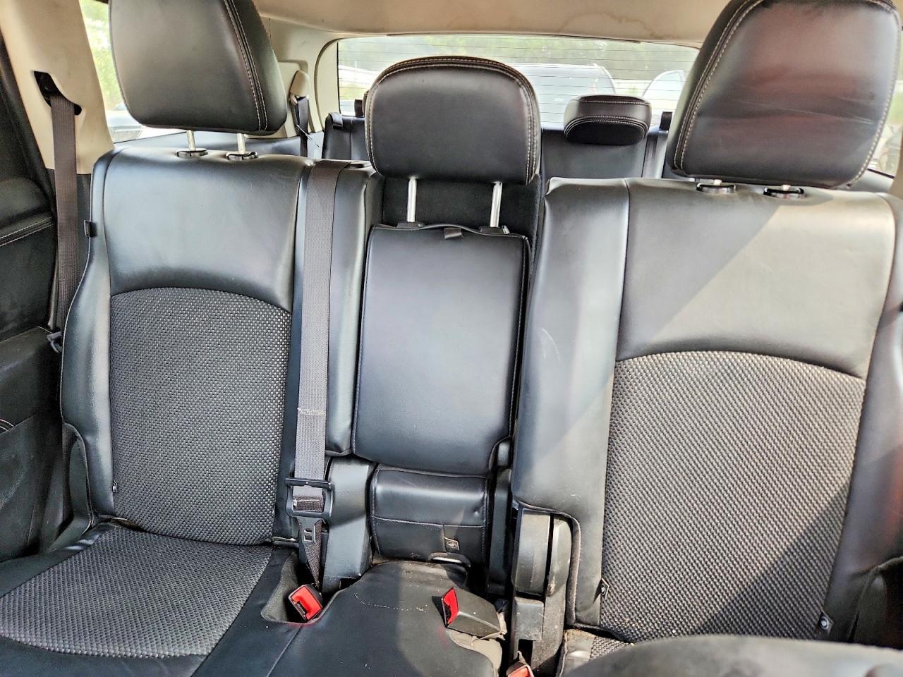 2018 Dodge Journey Crossroad - zdjęcie 10