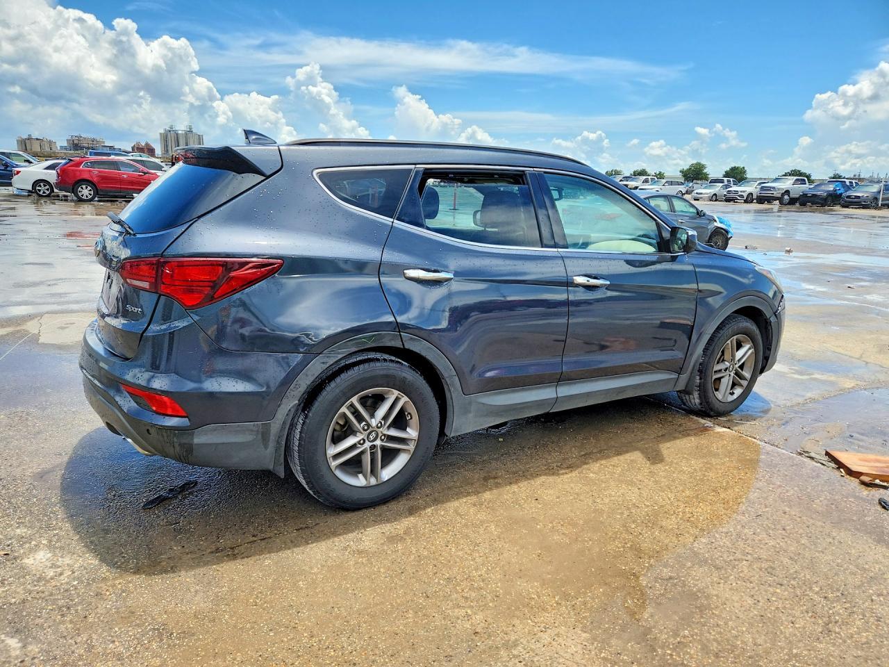 2017 Hyundai Santa Fe Sport 2.4L - zdjęcie 3