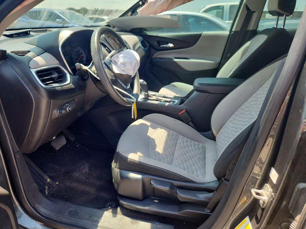 2020 Chevrolet Equinox Ls - zdjęcie 7
