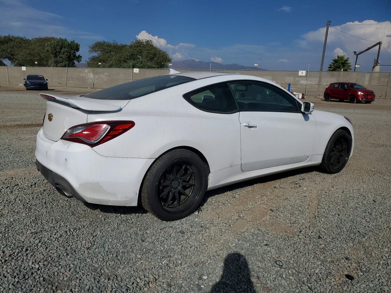 2016 Hyundai Genesis Coupe 3.8 Ultimate - zdjęcie 3
