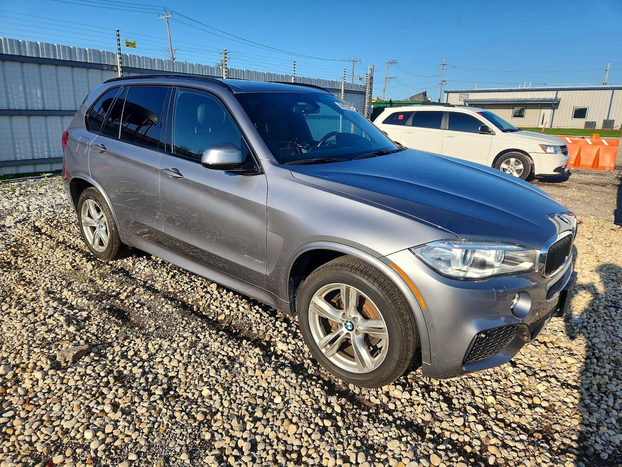 2015 BMW X5 xDrive35I - zdjęcie 4