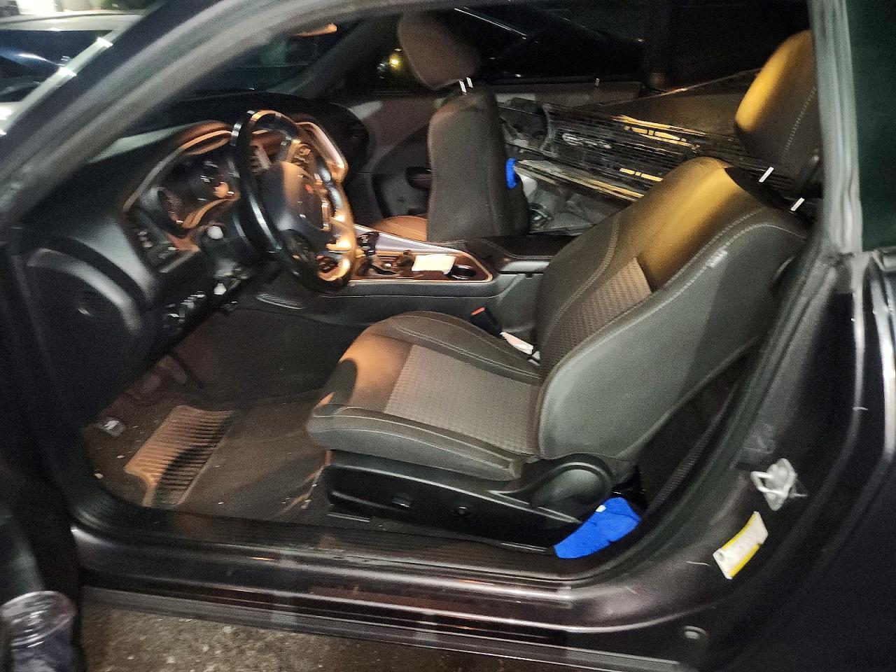 2020 Dodge Challenger Sxt - zdjęcie 7