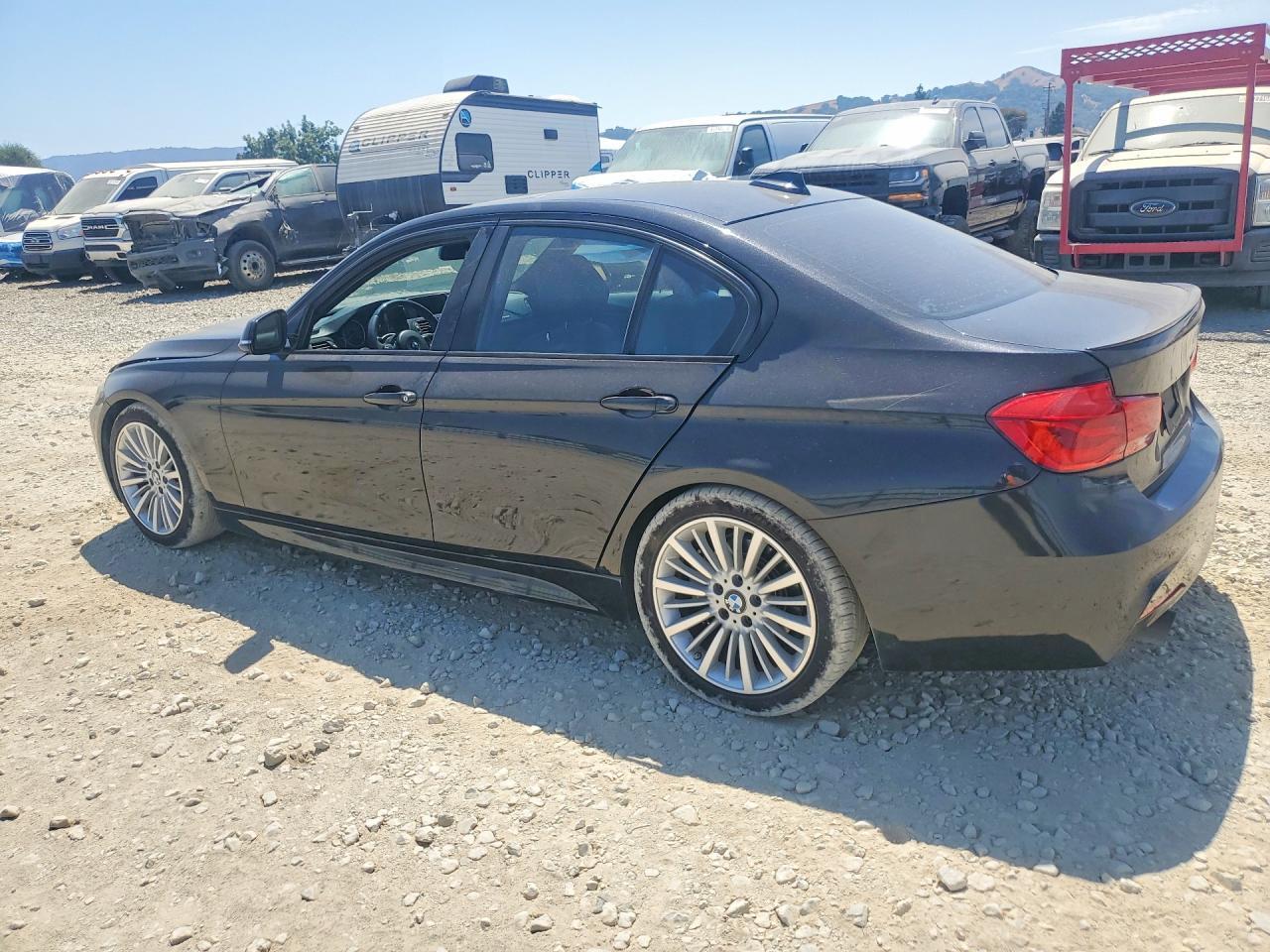 2013 BMW 328 I - zdjęcie 2
