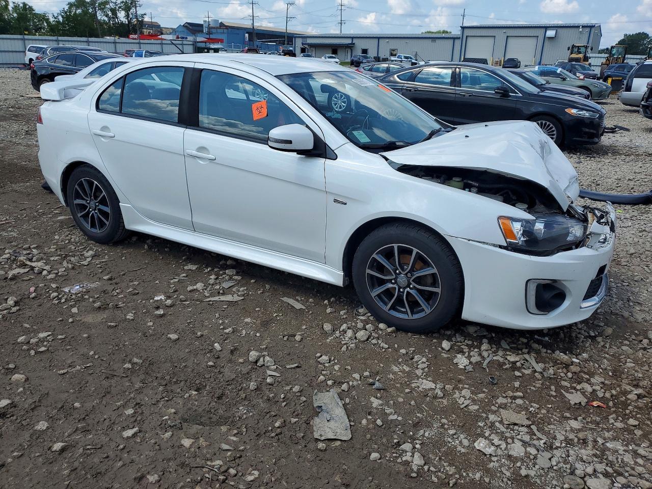 2017 Mitsubishi Lancer Es - zdjęcie 4