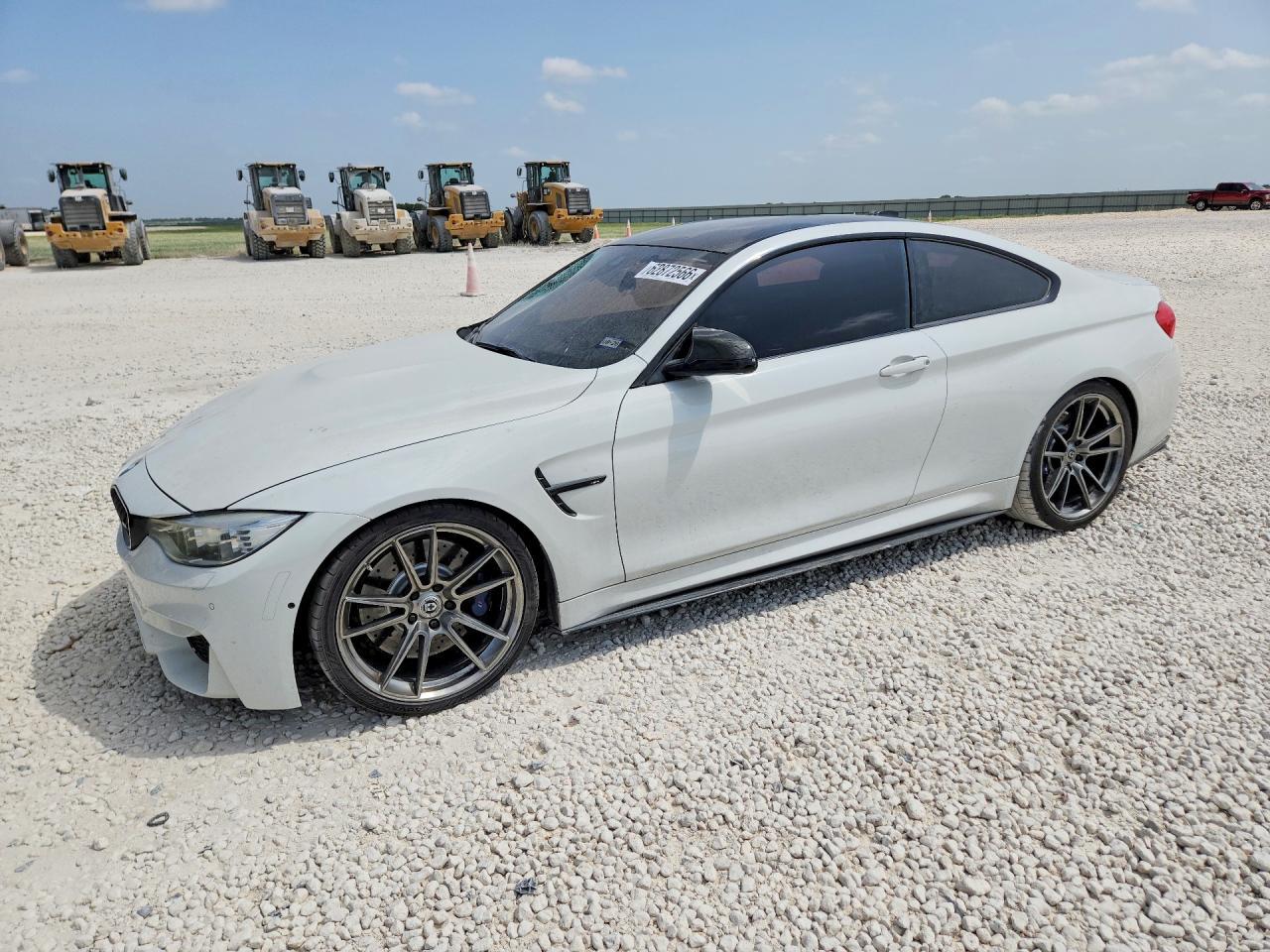 2015 BMW M4 - zdjęcie główne