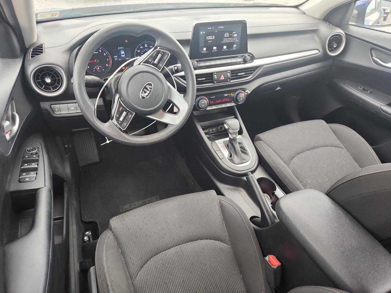 2019 Kia Forte Lxs - zdjęcie 8