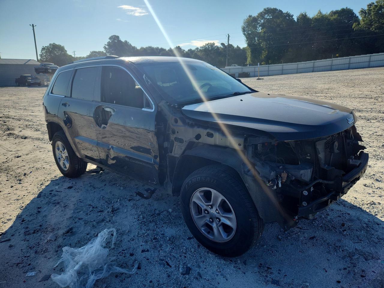2017 Jeep Grand Cherokee Laredo - zdjęcie 4