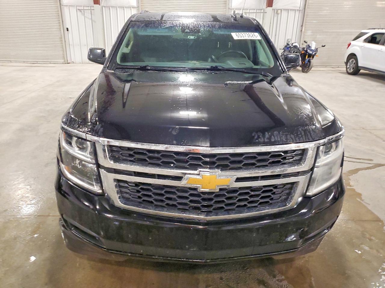 2020 Chevrolet Suburban K1500 Lt - zdjęcie 5