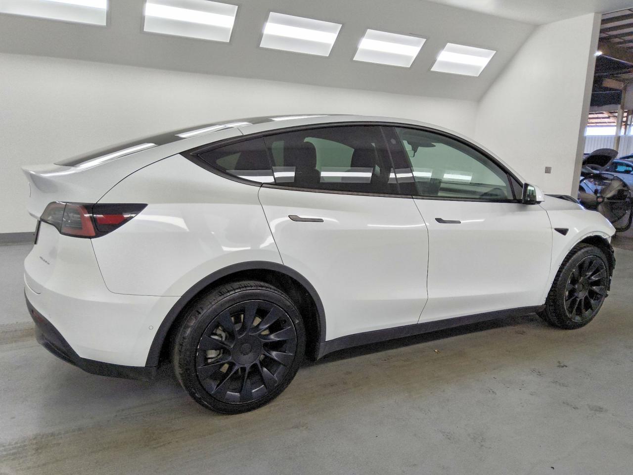 2022 Tesla Model Y - zdjęcie 3