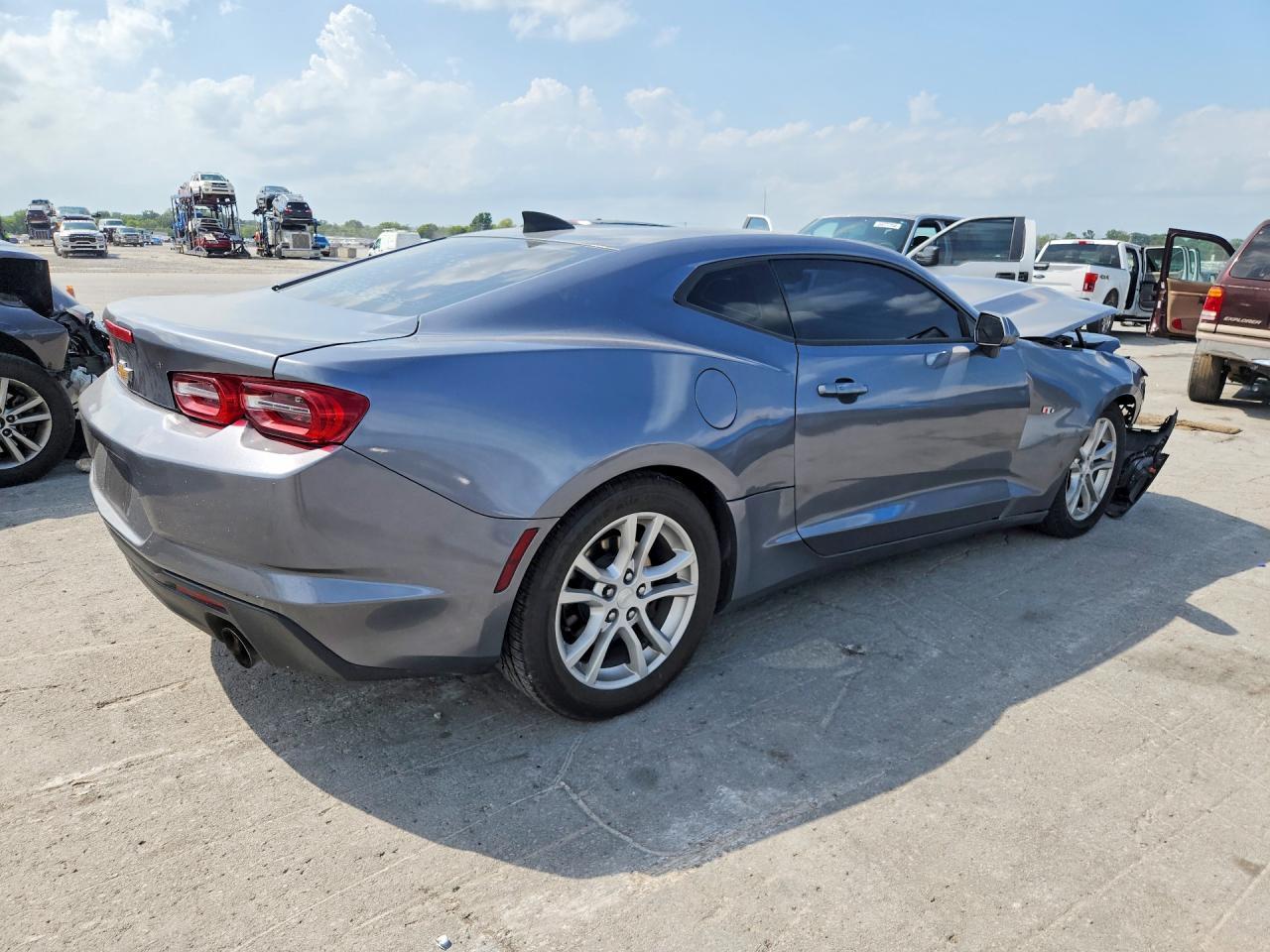 2019 Chevrolet Camaro Ls - zdjęcie 3