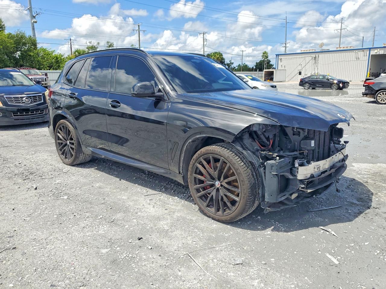 2022 BMW X5 M50I - zdjęcie 4
