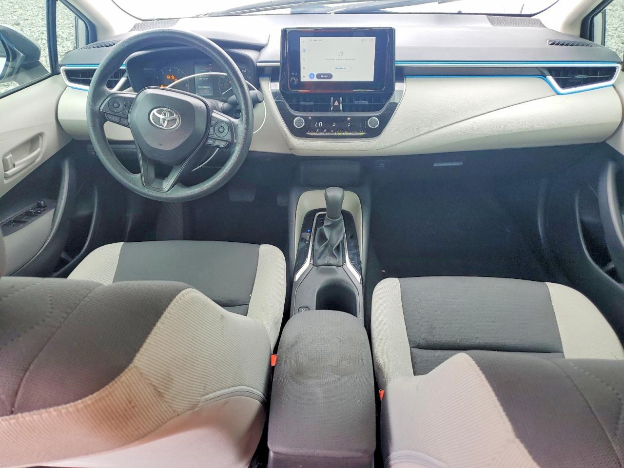2025 Toyota Corolla Le - zdjęcie 8