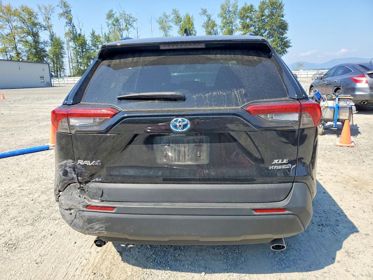 2021 Toyota Rav4 Hybrid Xle - zdjęcie 6