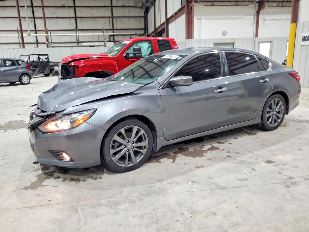 2018 Nissan Altima 2.5 Sr - zdjęcie główne