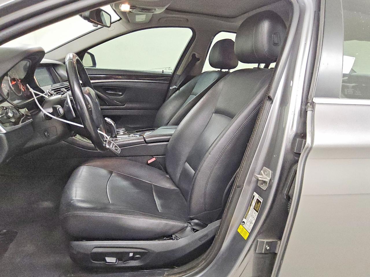2016 BMW 528 I - zdjęcie 7