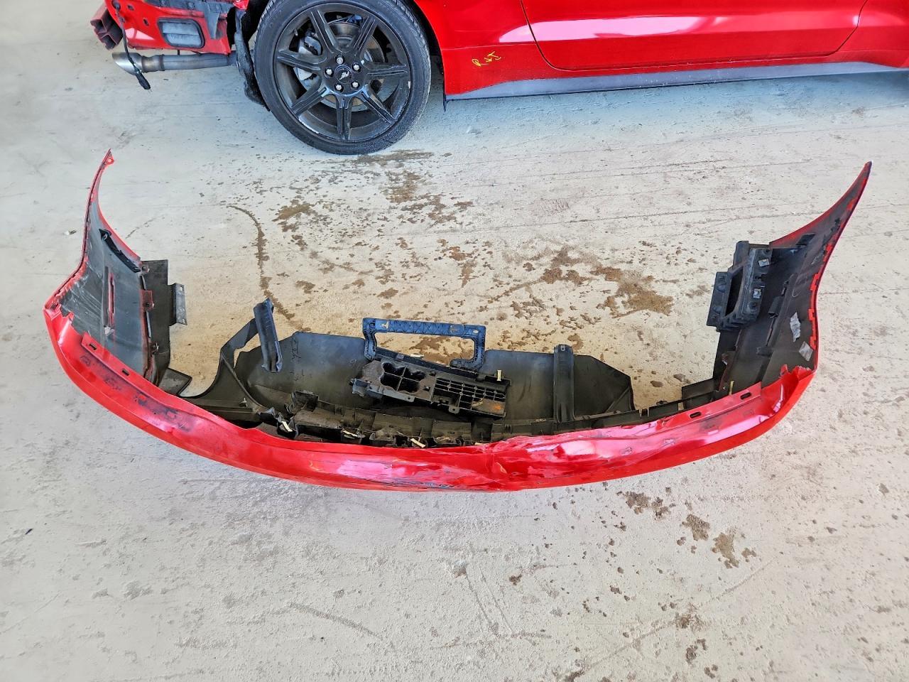 2019 Ford Mustang - zdjęcie 12