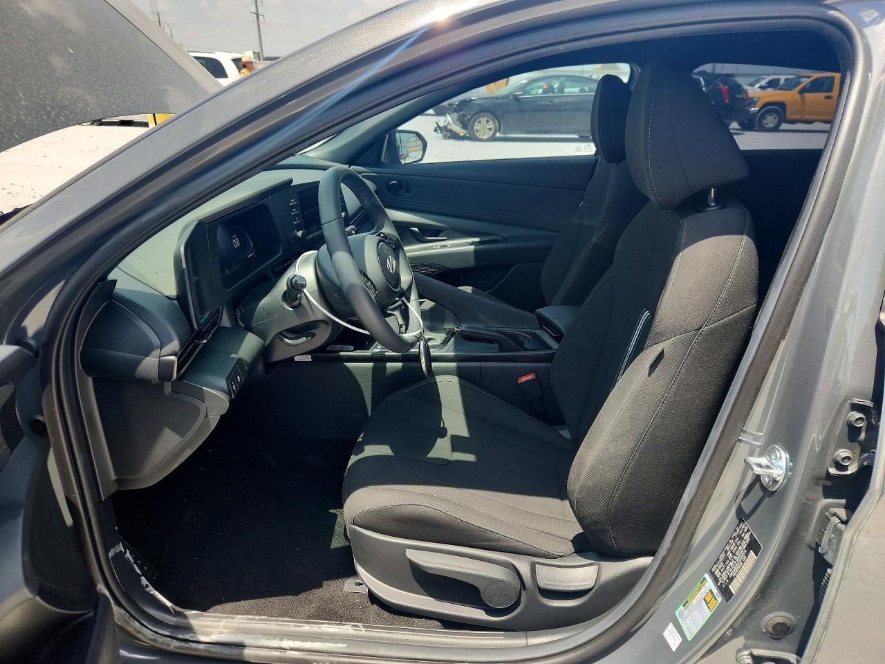2026 Hyundai Elantra Sel Sport - zdjęcie 7