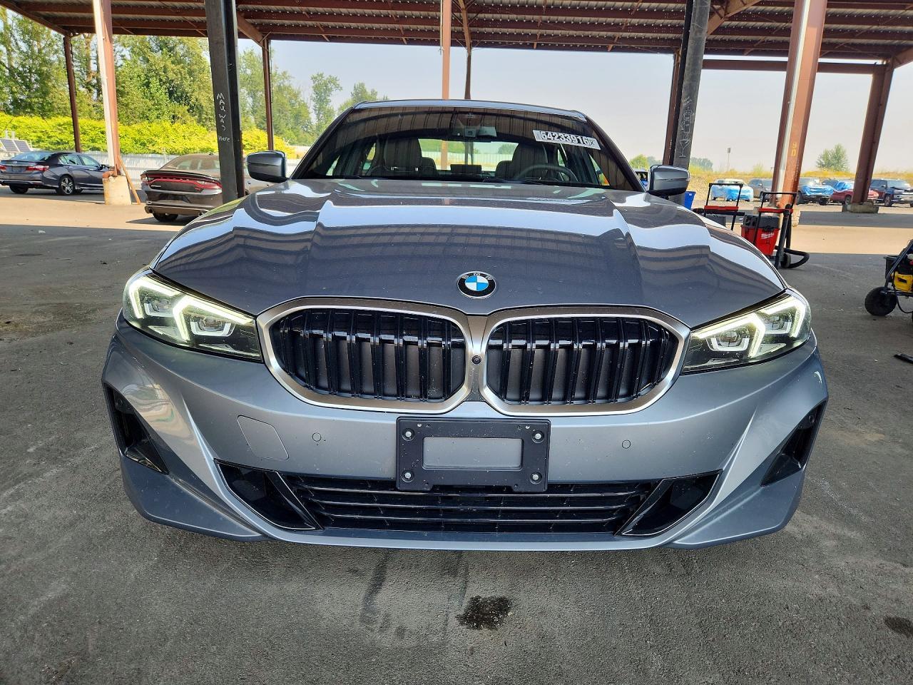 2026 BMW 330Xi - zdjęcie 5