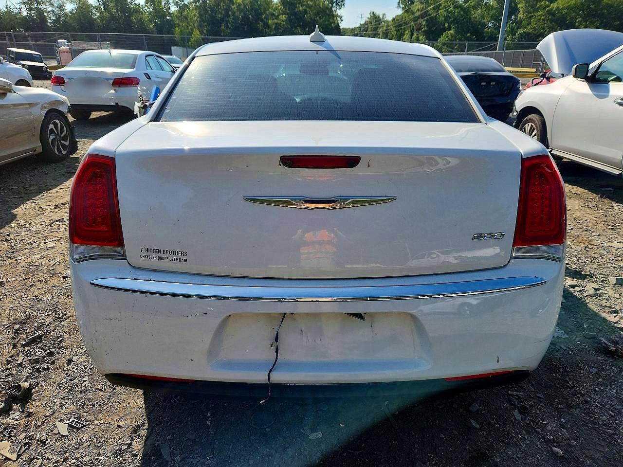 2016 Chrysler 300 Limited - zdjęcie 6