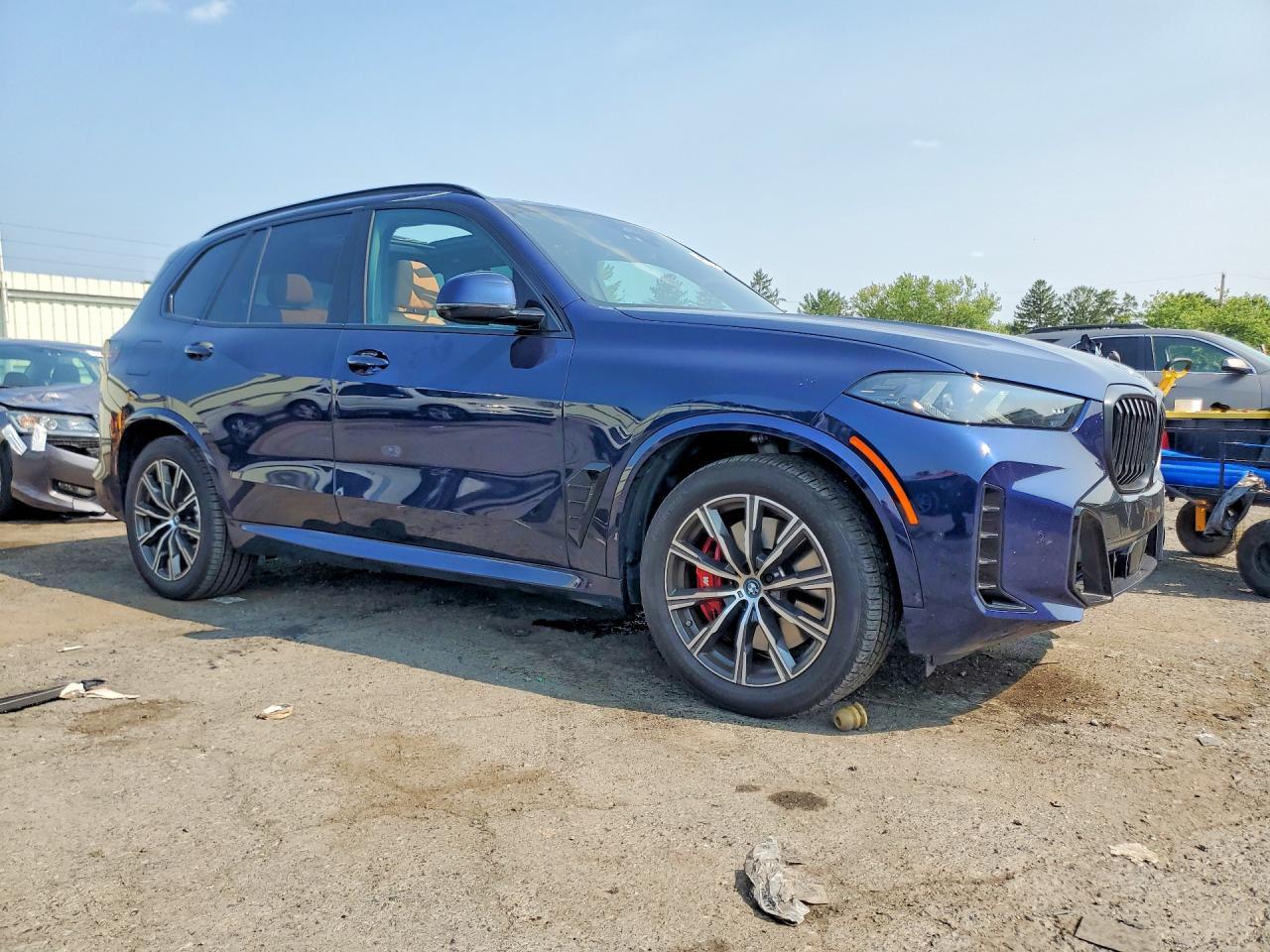 2025 BMW X5 xDrive50E - zdjęcie 4