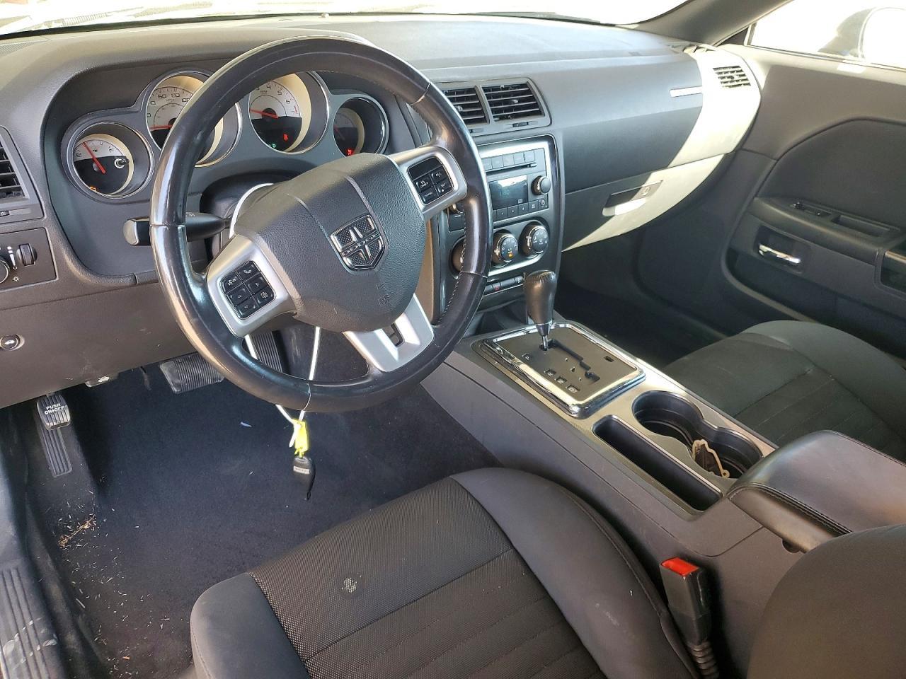 2014 Dodge Challenger Sxt - zdjęcie 8