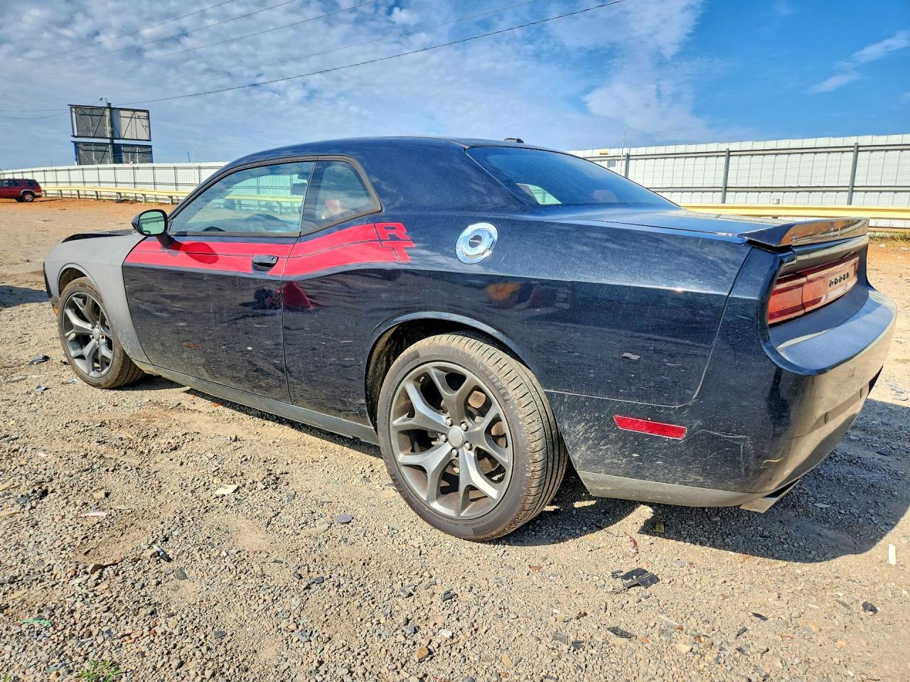 2014 Dodge Challenger R/T - zdjęcie 2