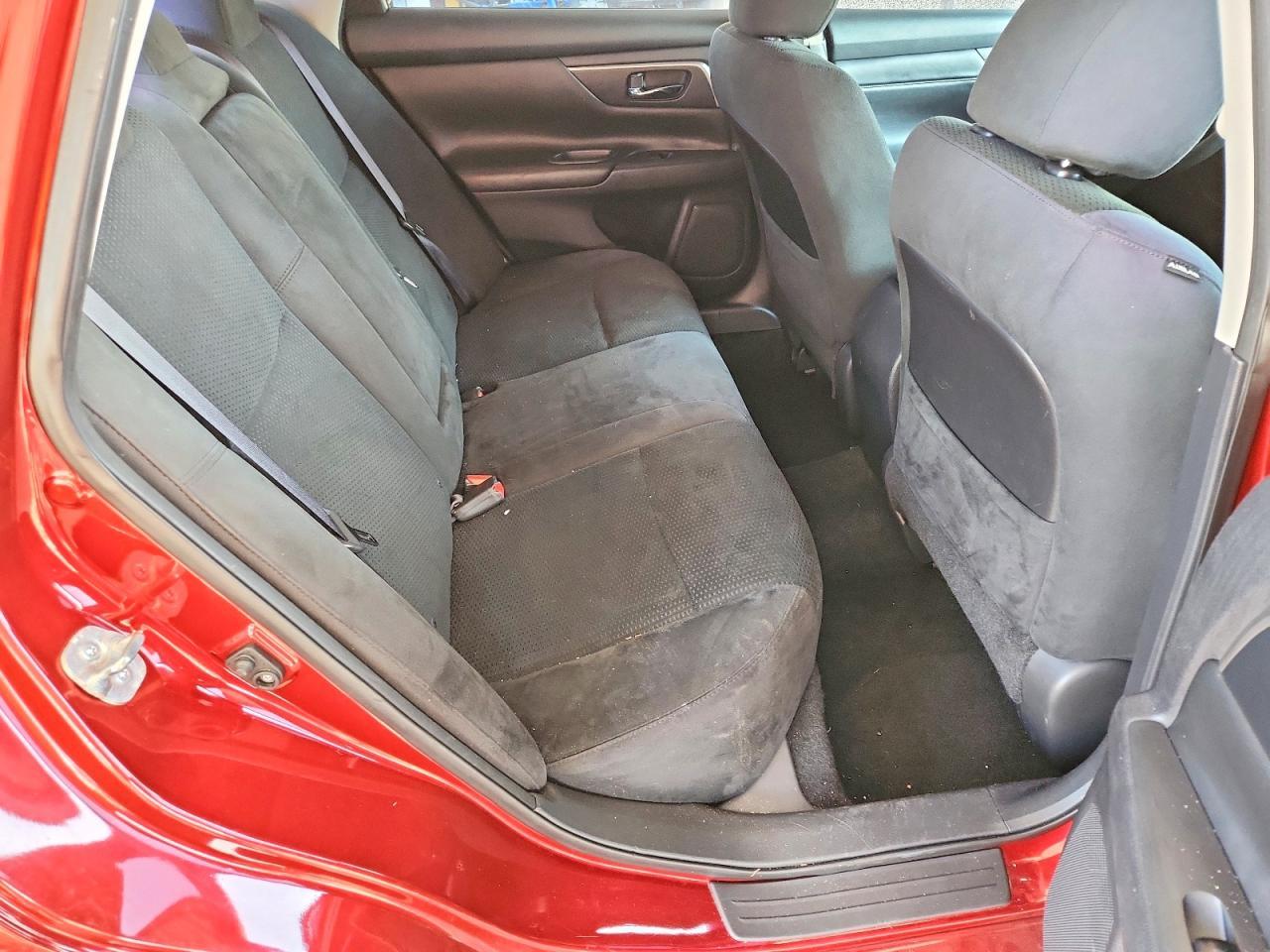 2015 Nissan Altima 2.5 S - zdjęcie 10