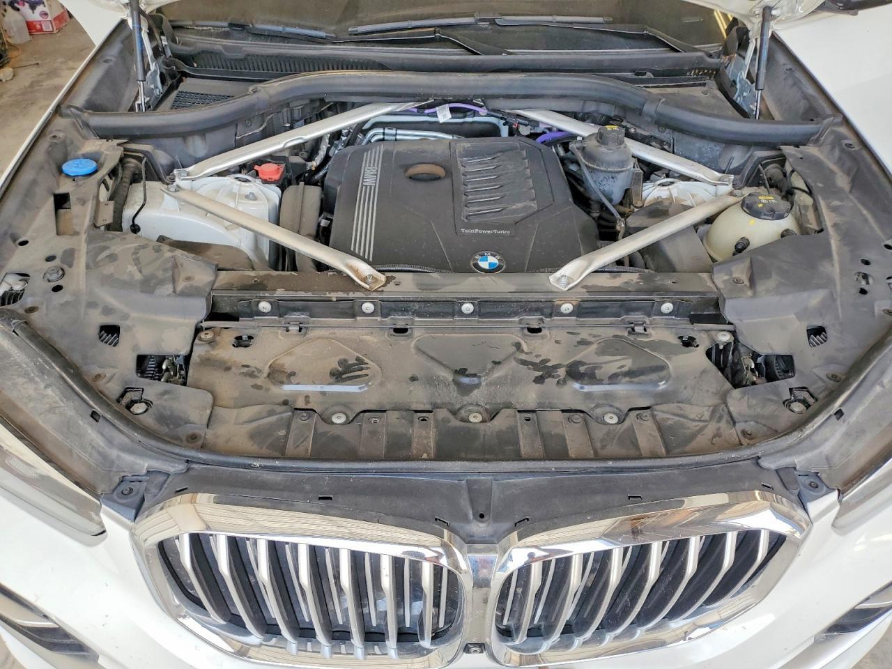 2022 BMW X5 xDrive40I - zdjęcie 12